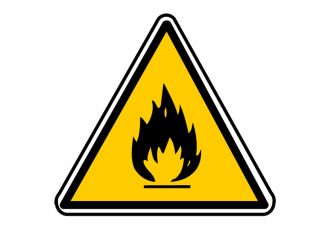 Hinweisschild "Warnung vor gefährlichen Stoffen" selbstklebende Folie 1x1 items 